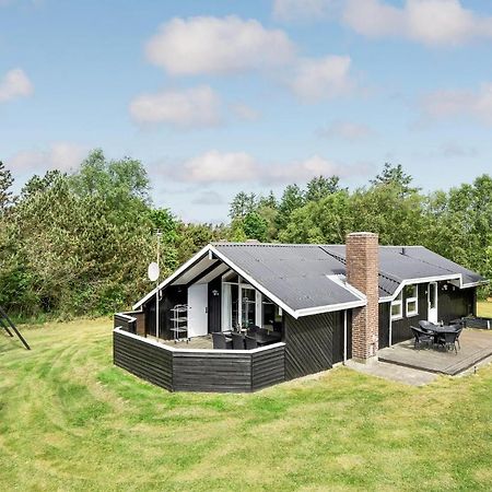 Amazing Home In Blavand With Wifi Bagian luar foto