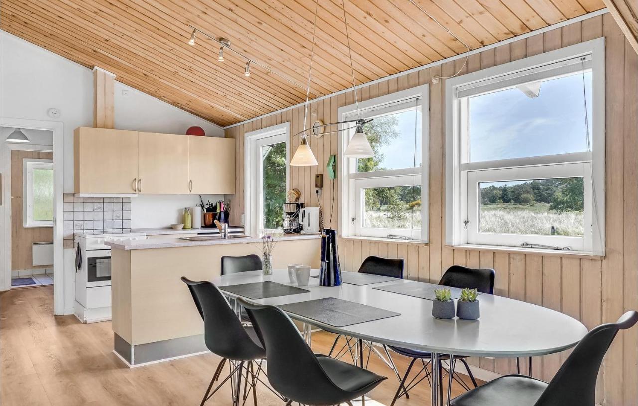 Amazing Home In Blavand With Wifi Bagian luar foto